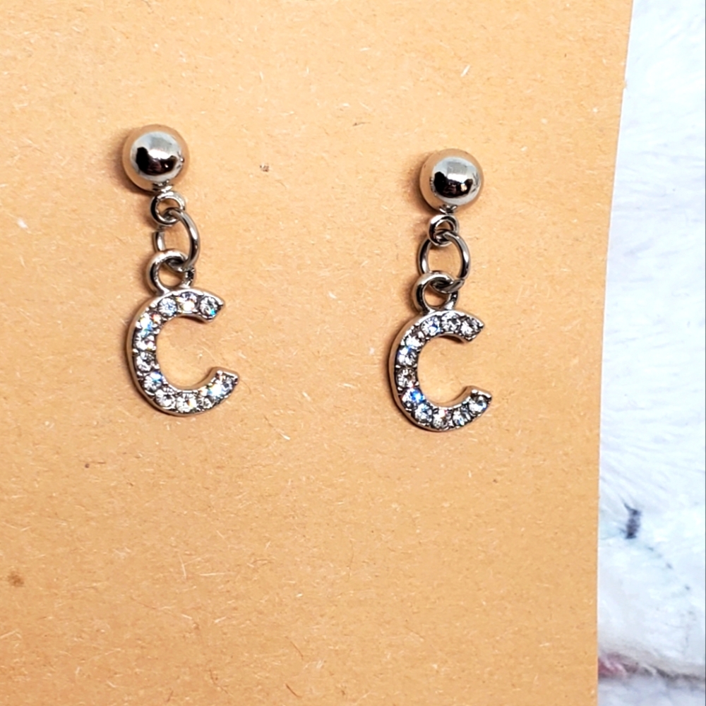 7/$10 C Initial Earrings, New